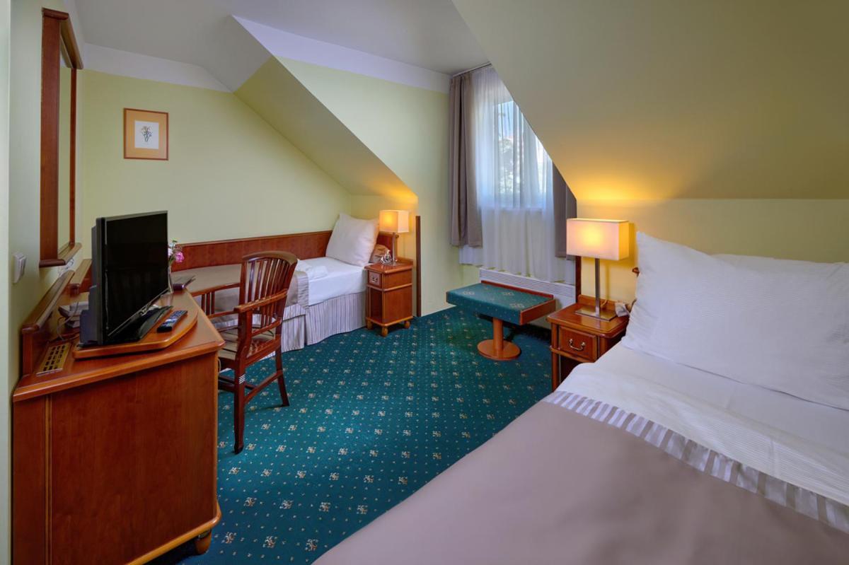 Hotel Selsky Dvur - Bohemian Village Courtyard Prague Ngoại thất bức ảnh