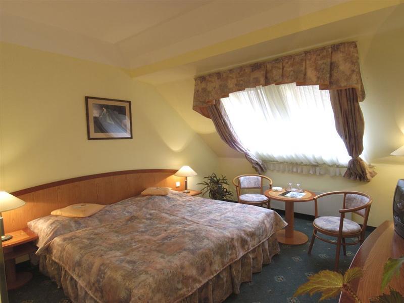 Hotel Selsky Dvur - Bohemian Village Courtyard Prague Ngoại thất bức ảnh